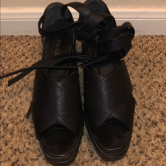 Black lace platform sandals - Picture 1 of 4